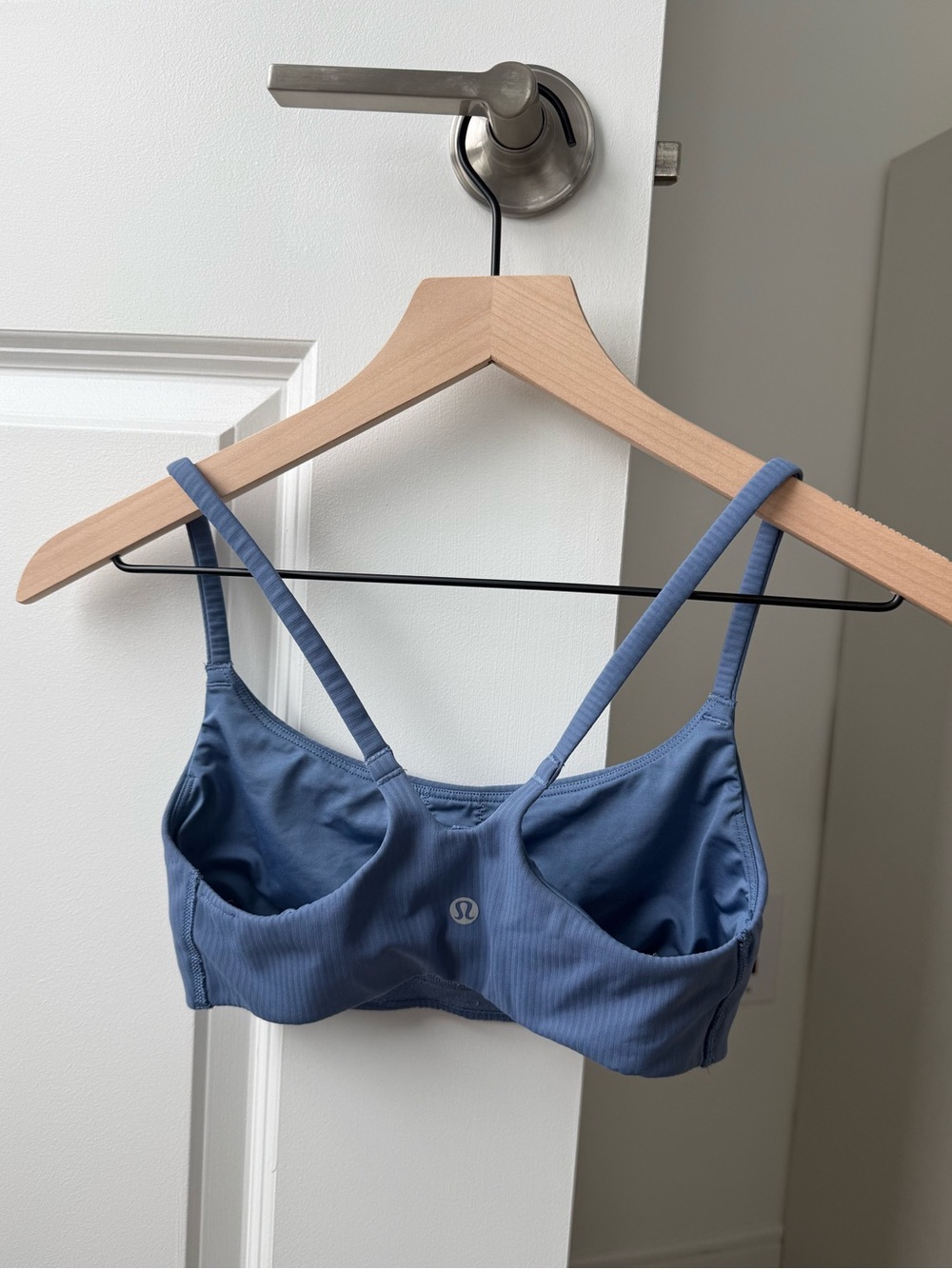 Lululemon Wunder Train Strappy Racer Bra - Picture 2 of 3